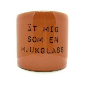 ÄT MIG SOM EN- mugg - korall